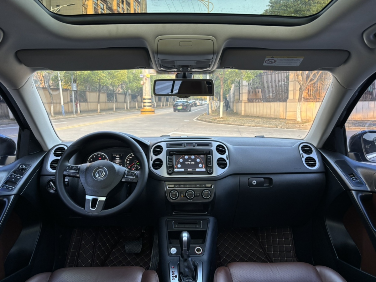 Volkswagen Tiguan 2017 car image #11