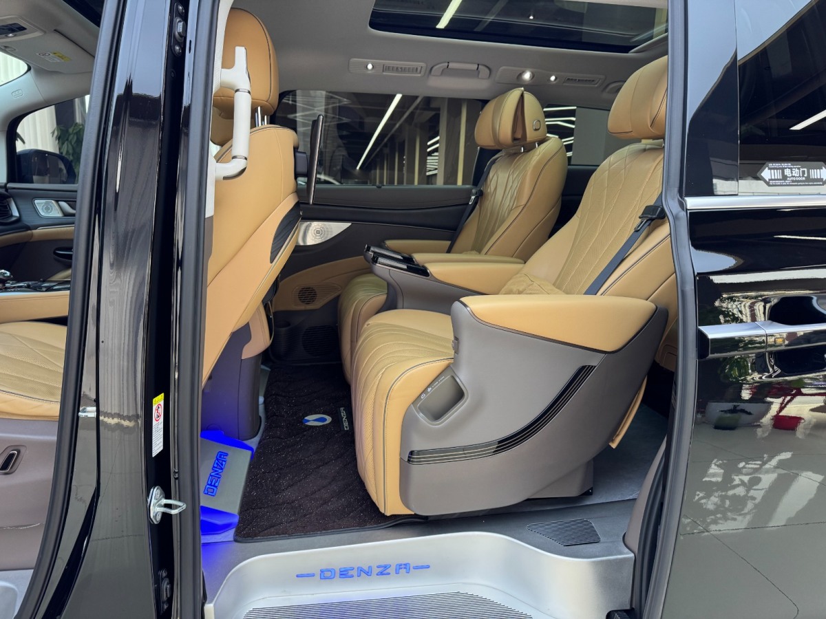 Denza D9 2023 image de voiture #11