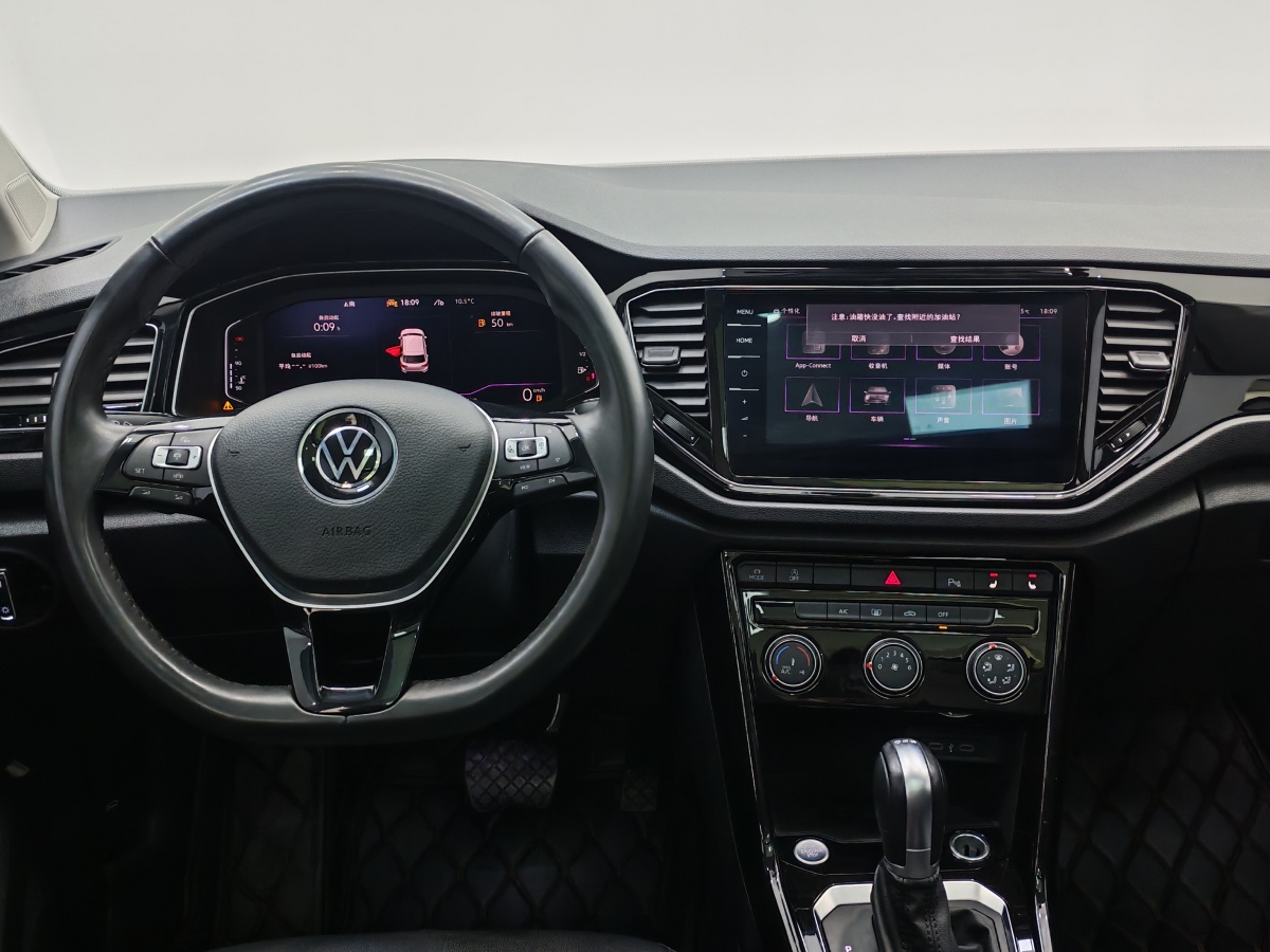 Volkswagen T-Roc 2022 #11 Volkswagen T-Roc 2022 car image #11