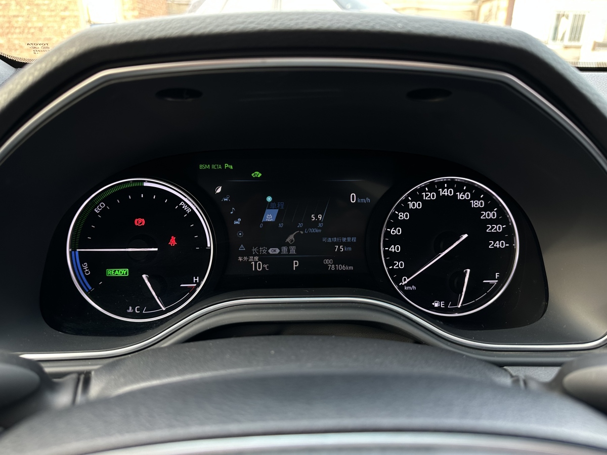 Toyota Avalon 2019 car image #11