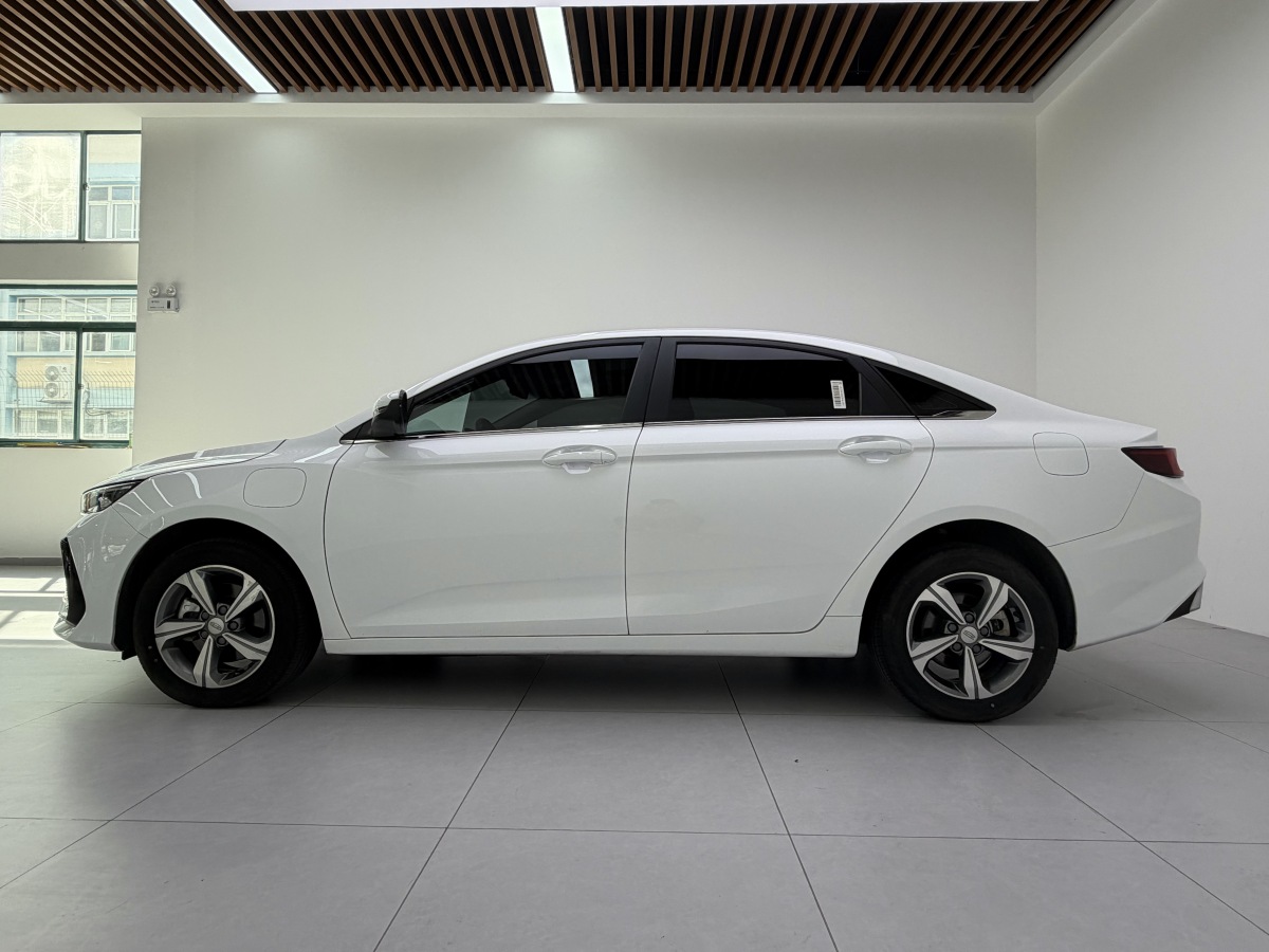 GEELY 2024 #11 GEELY 2024 car image #11