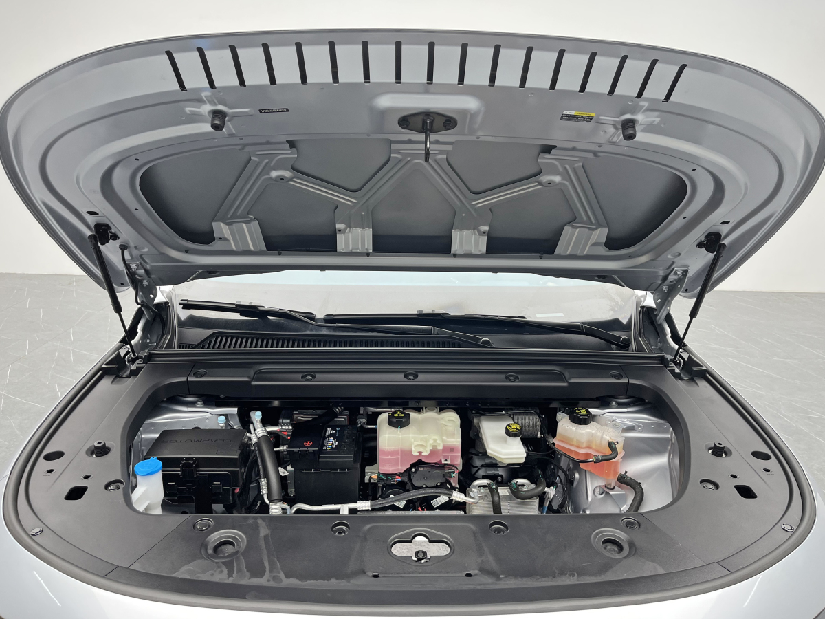 零跑汽车 零跑C16 2025 汽车图片 #11