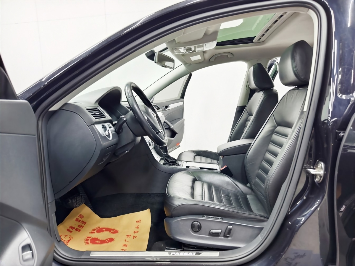Volkswagen 2015 car image #11