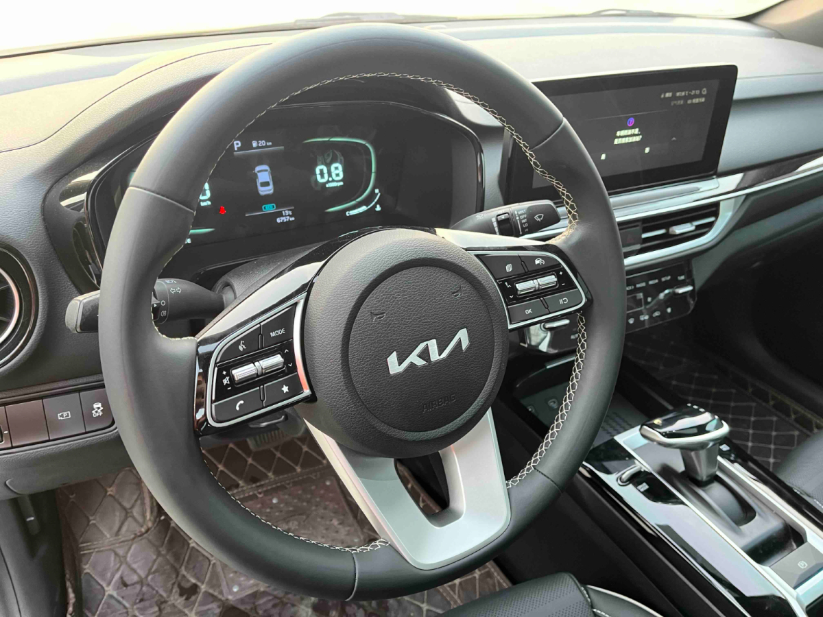 Kia K3 2023 изображение автомобиля #11