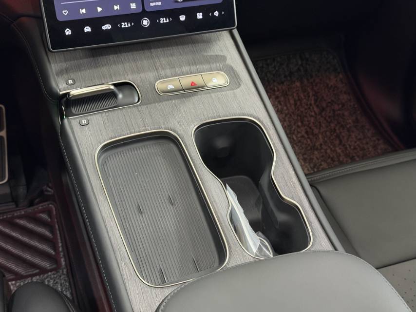 NIO ES7 2022 car image #11