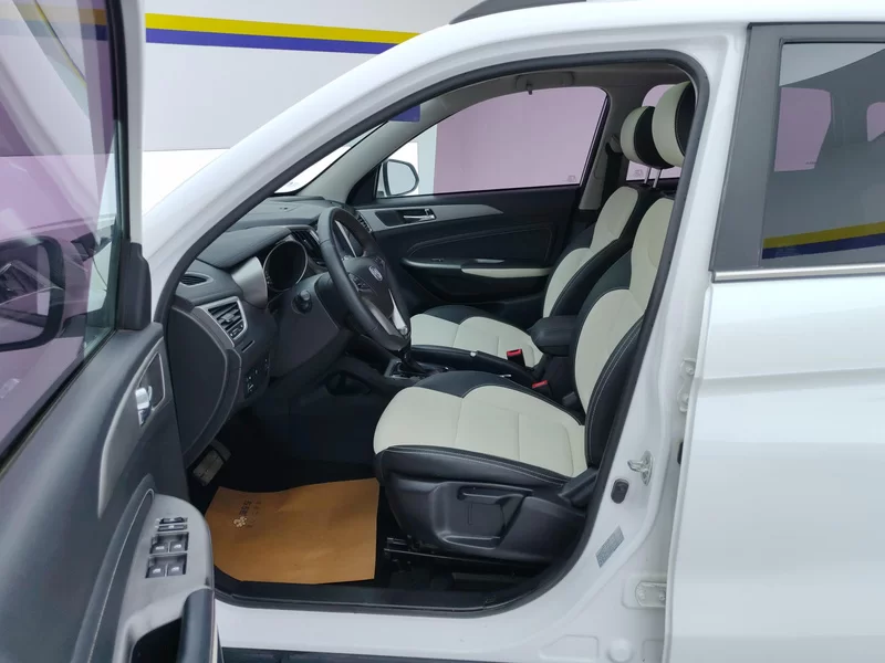 Changan CS35 2018 car image #11