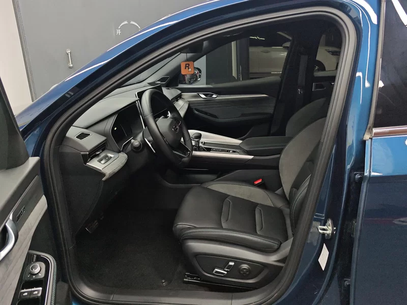 GEELY PrefaceL 2023 car image #11