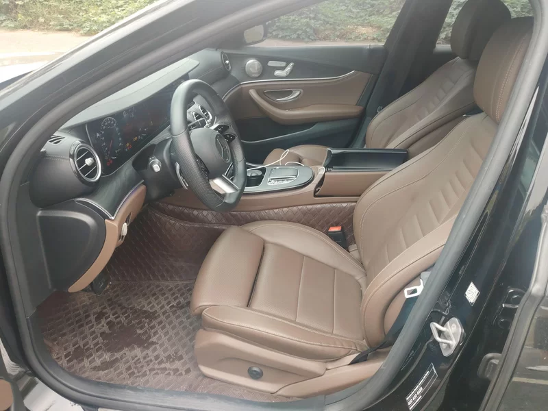 Mercedes-Benz E Class New Energy 2022 car image #11