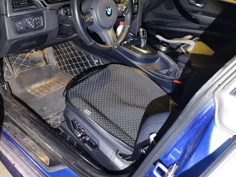 BMW 3 Series GT 2020 car image #11