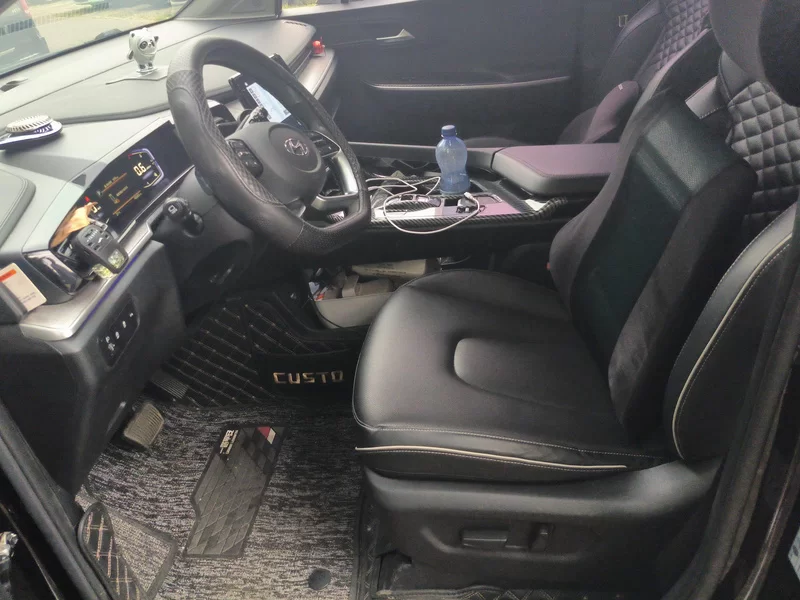 Hyundai Custo 2021 car image #11