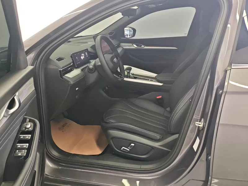 GEELY PrefaceL 2024 car image #11