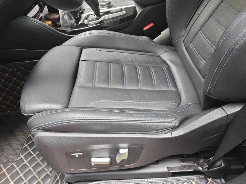 BMW X4 M40i 2020 car image #11