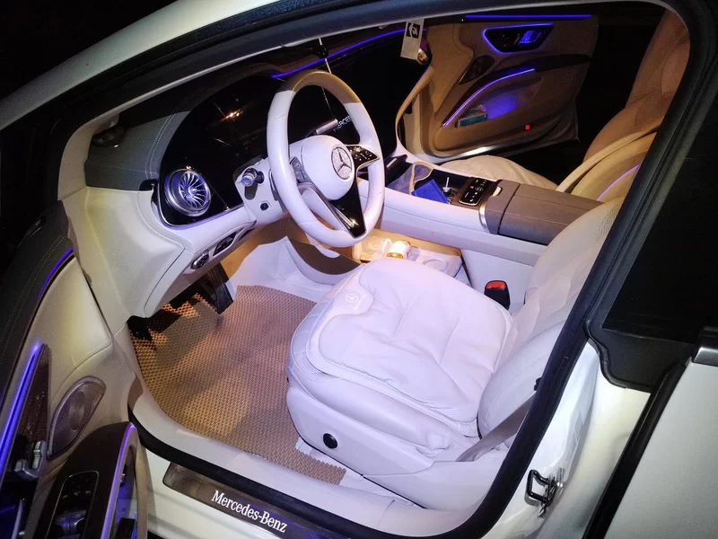 Mercedes-Benz EQS Class 2022 immagine di auto #11