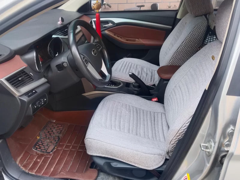 BYD G5 2014 изображение автомобиля #11