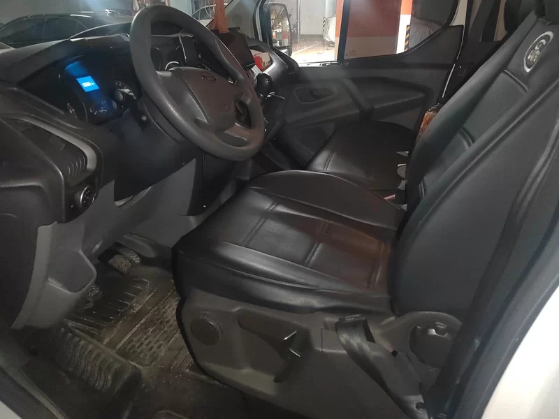 Ford Transit 2020 car image #11