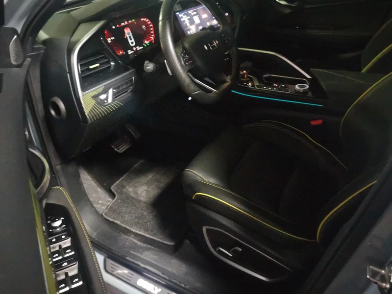 GEELY Tugella S 2022 #11 GEELY Tugella S 2022 car image #11