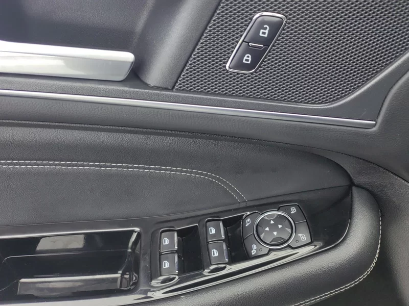 Ford Edge 2018 immagine di auto #11