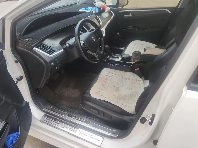 Honda Jade 2017 car image #11