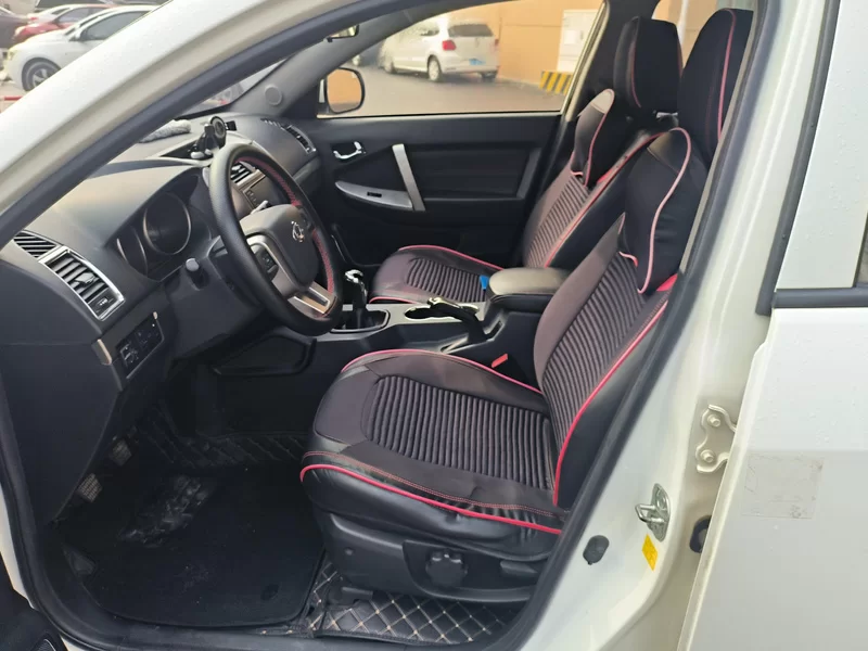 GEELY GX7 2015 car image #11