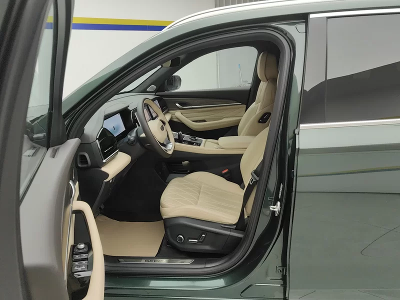 GEELY Monjaro MHEV 2024 car image #11