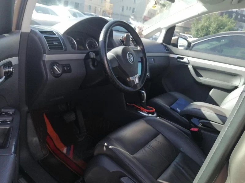 Volkswagen Touran 2016 #11 Volkswagen Touran 2016 car image #11