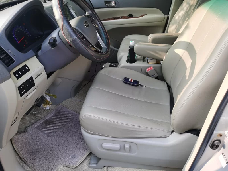 BYD M6 2015 #11 BYD M6 2015 car image #11