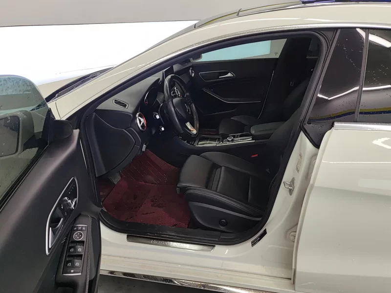 Mercedes-Benz CLA Class (Imported) 2017 #11 Mercedes-Benz CLA Class (Imported) 2017 car image #11