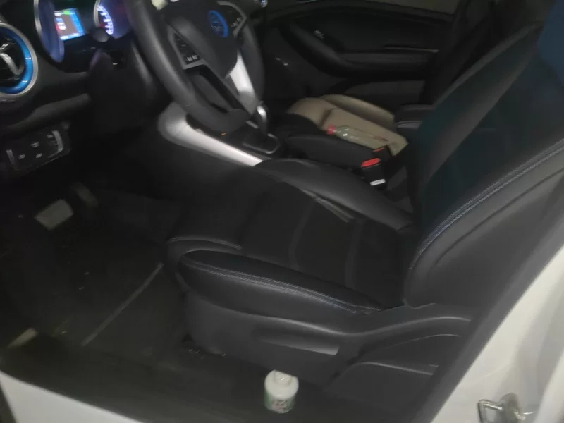 BYD Yuan New Energy 2018 car image #11