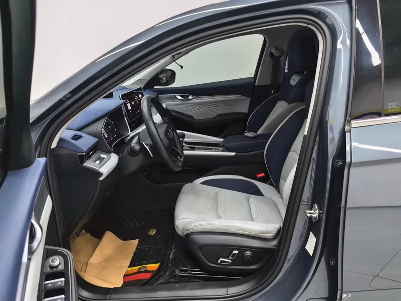 GEELY PrefaceL 2022 car image #11