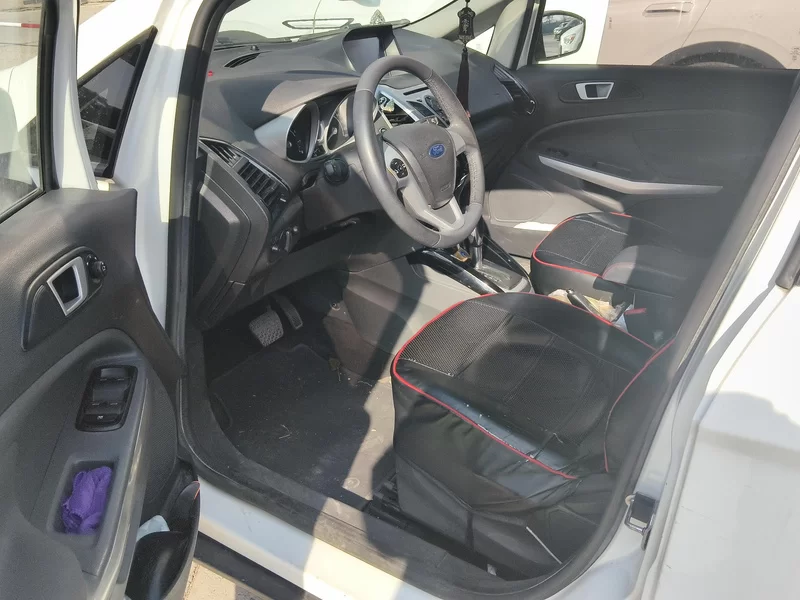 Ford EcoSport 2015 изображение автомобиля #11