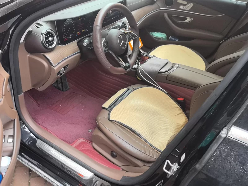 Mercedes-Benz E Class New Energy 2023 car image #11