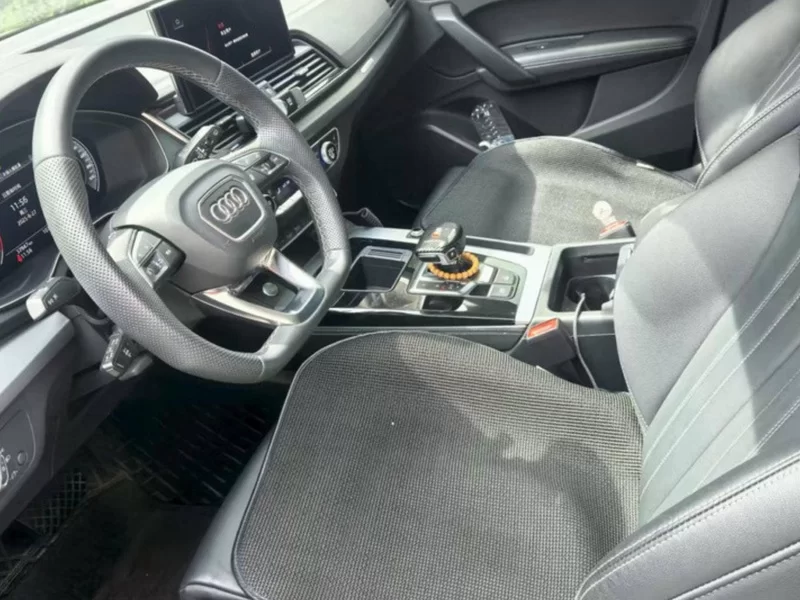 Audi Q5L Sportback 2022 car image #11