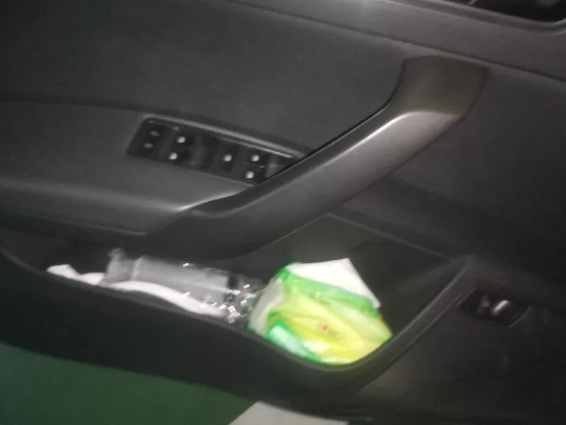 Skoda Rapid 2018 car image #11