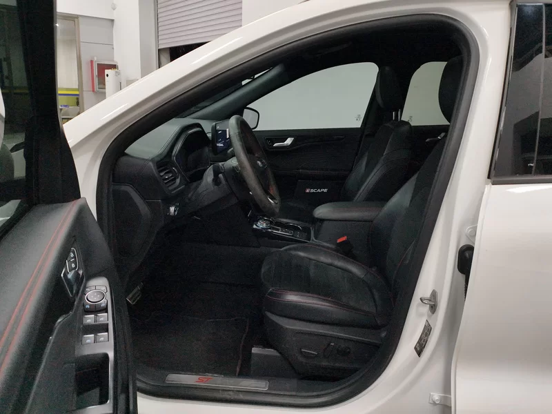 Ford Escape 2020 صورة سيارة #11