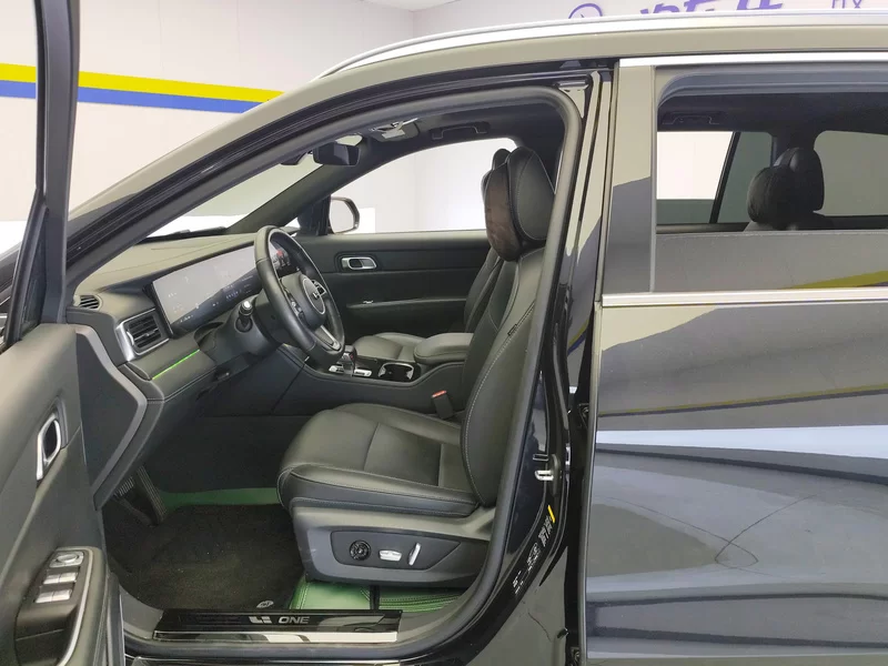 理想汽车 理想ONE 2022 汽车图片 #11