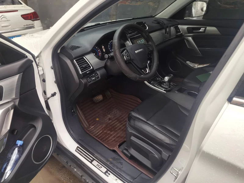 Haval H2 2018 car image #11