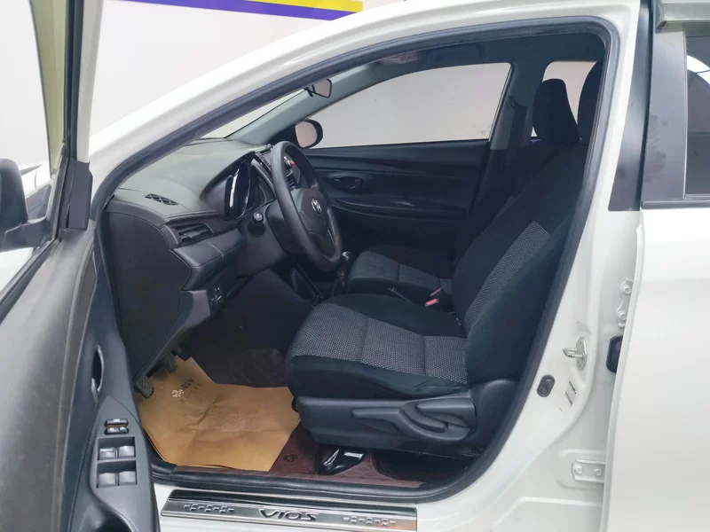 Toyota Vios 2015 car image #11