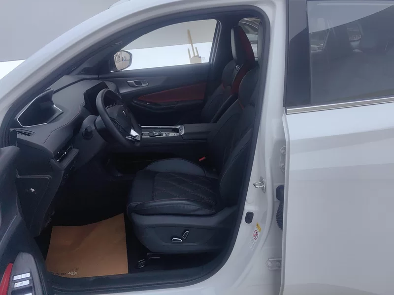 Changan CS55PLUS PHEV 2023 immagine di auto #11