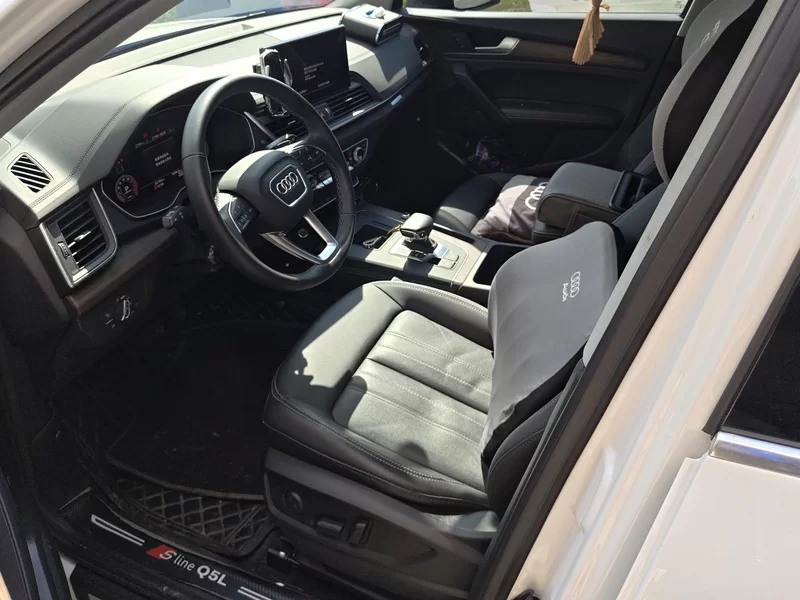 Audi Q5L Sportback 2022 car image #11