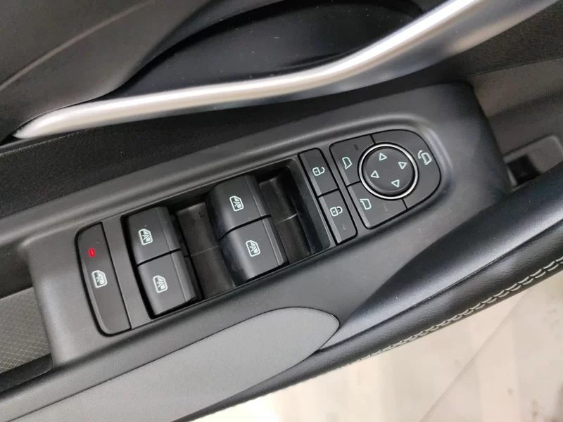 BYD Sea Lion 05 DM-i 2025 car image #11