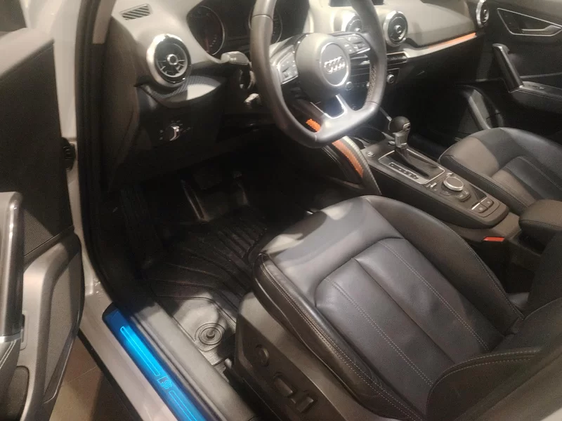 Audi Q2L 2024 car image #11