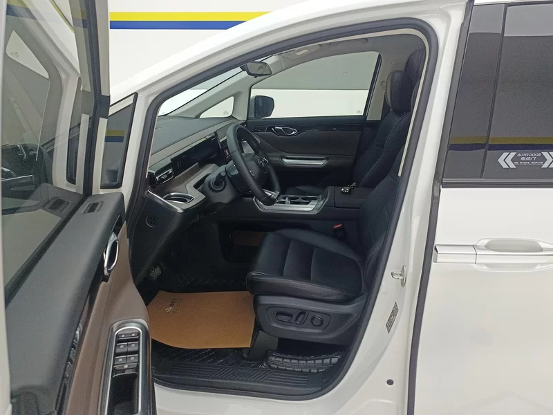 GAC Trumpchi E8 2024 imagem de carro #11