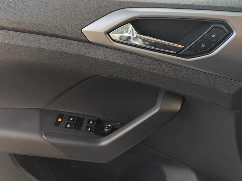 Volkswagen T-Cross 2022 car image #11