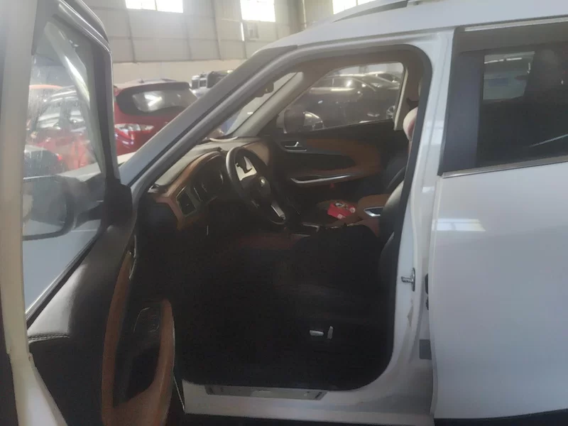 众泰 众泰T300 2018 汽车图片 #11