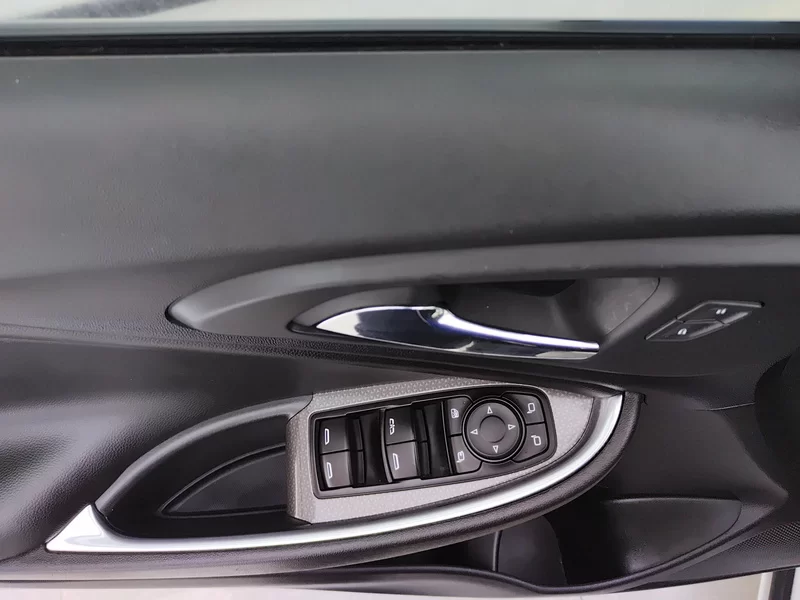 Chevrolet Malibu XL 2022 car image #11