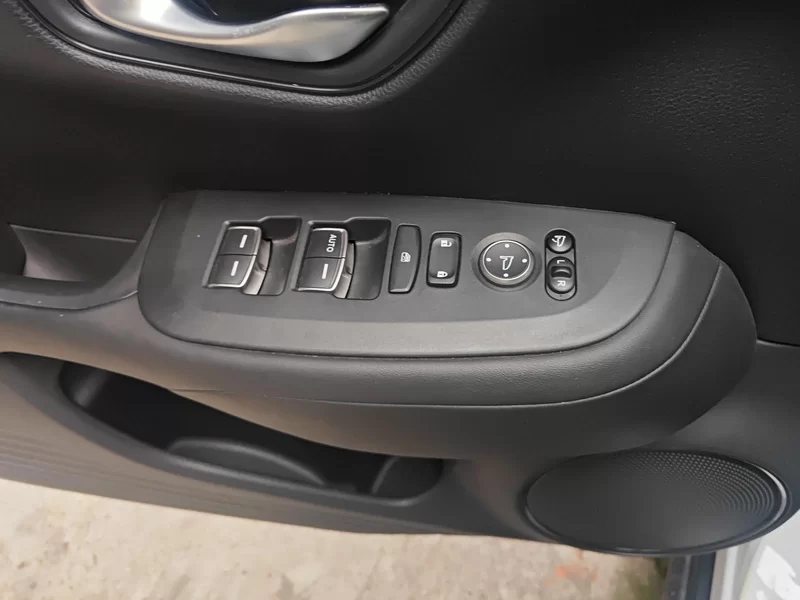 Honda ZR-V 2023 car image #11