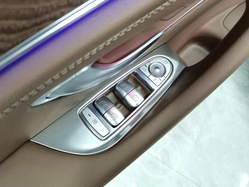 Mercedes-Benz E Class 2022 car image #11