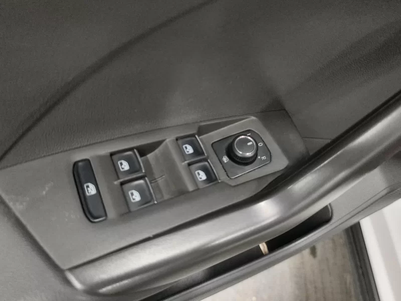 Volkswagen T-Cross 2020 #11 Volkswagen T-Cross 2020 car image #11