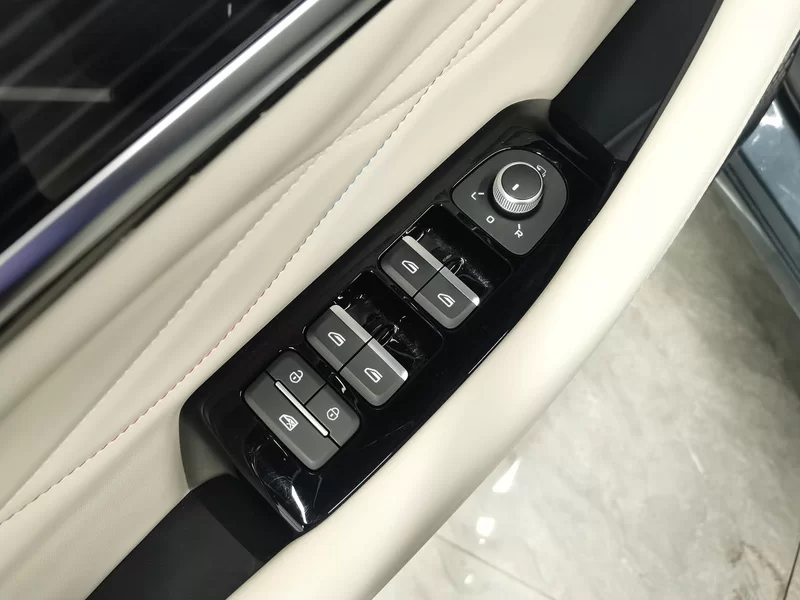 GEELY Monjaro 2022 car image #11