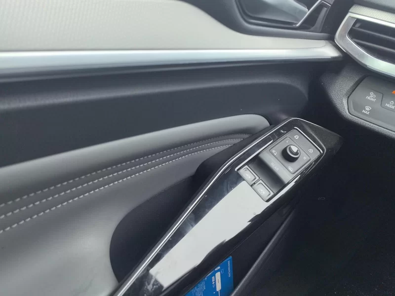 Volkswagen ID.4 Crozz 2021 car image #11